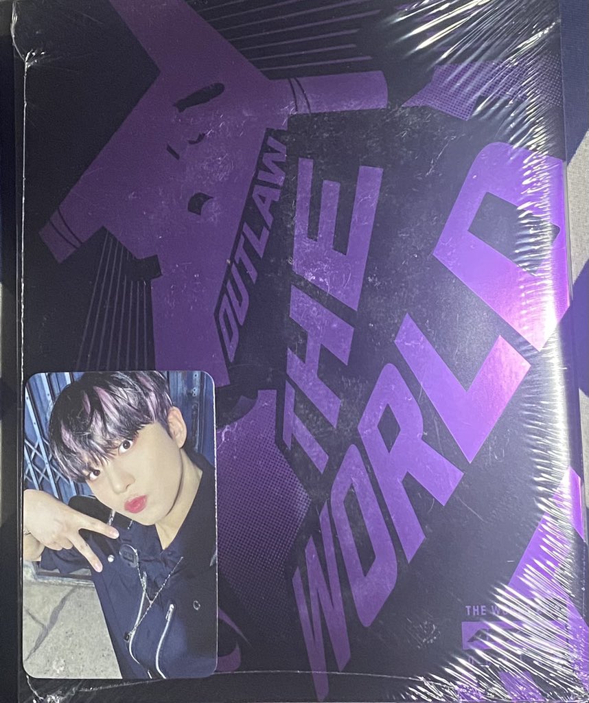 MrsRoseRover's tweet photo. Initially planned to do this on my man’s birthday on July 10 but it didn’t arrive on time

The World EP2: OUTLAW Giveaway + pob Photocard 

Rules:
✨Like and RT
✨Must be following
✨Drop proof of voting at least 3K hearts on choaedol
✨Tag 3 moots
✨NG Atinys only
✨Ends in 1 wk https://t.co/UM2wN6OBzb