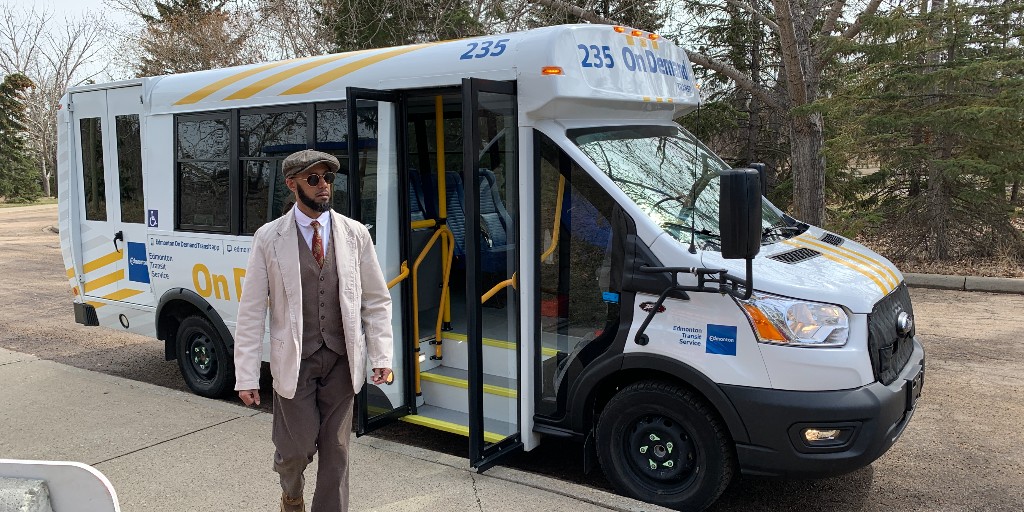Edmonton Transit Service (ETS) tweet media