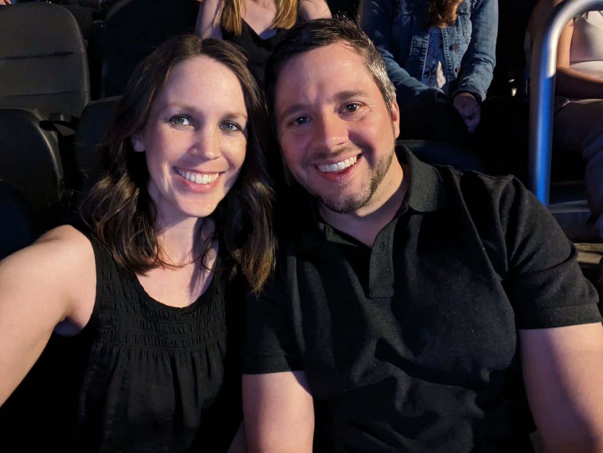 katiesonntag's tweet photo. @erastourticketz I'd love to bring my Swiftie bf and Swiftie neighbors!!!!! https://t.co/SrJelr6hIq