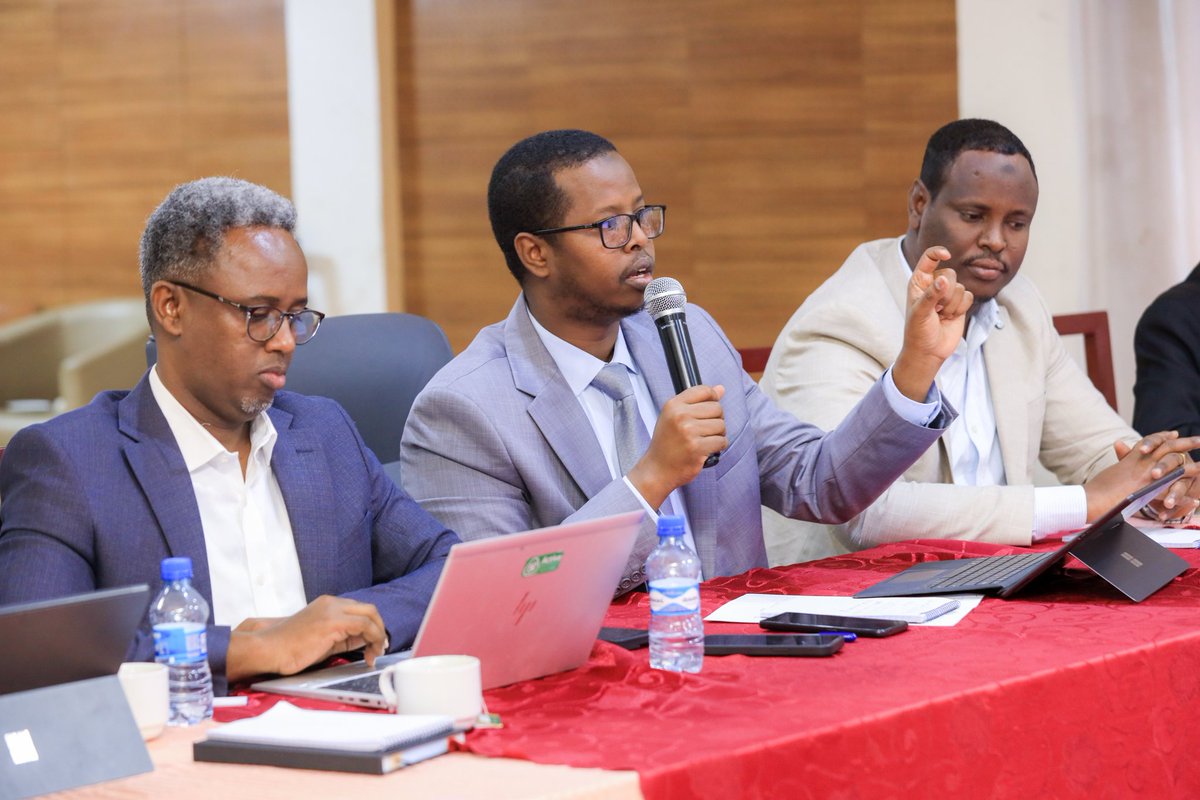 AidarusMHassan's tweet image. Excited to have chaired the LGI Act validation meeting with the Dgs of FMS! The proposal has been approved and will now move forward to the Cabinet and the Parliament. Great to see progress being made towards establishing the Local Government Institute! #MOIFAR #UNJPLG