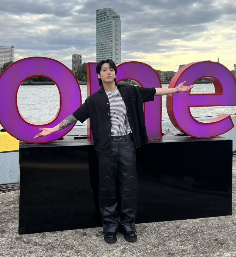 JamesRussell tweet media