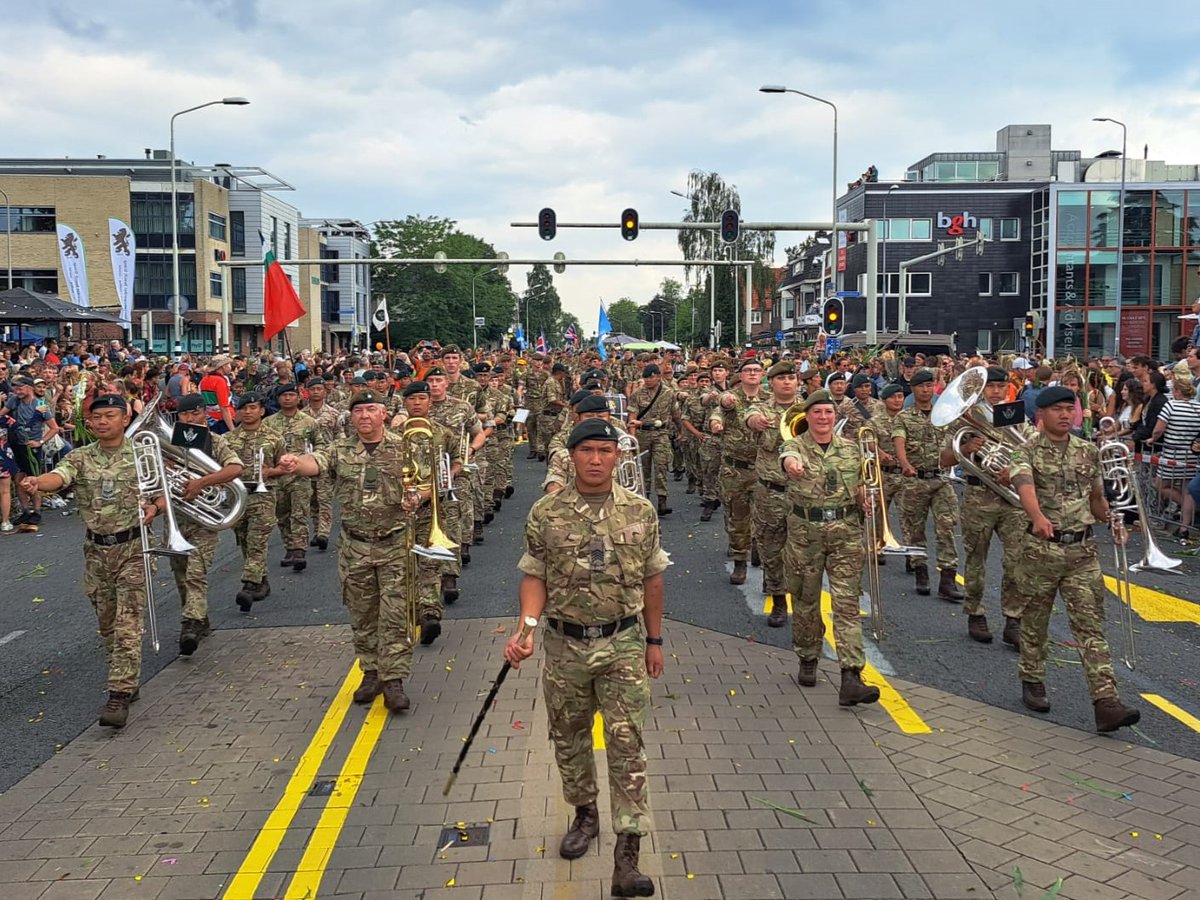 RYORKS_REGT's tweet image. As the 2023 #walkoftheworld at #Nijmegen draws to a close, a huge well done to the @YORKSBand and @Gurkha_Brigade Band. And, if you want to know why the @BritishArmy and @ArmyCadetsUK participate, watch this: fb.watch/lXJPjK-g2v/
@PoppyLegion @SSAFA @VeteransGovUK
