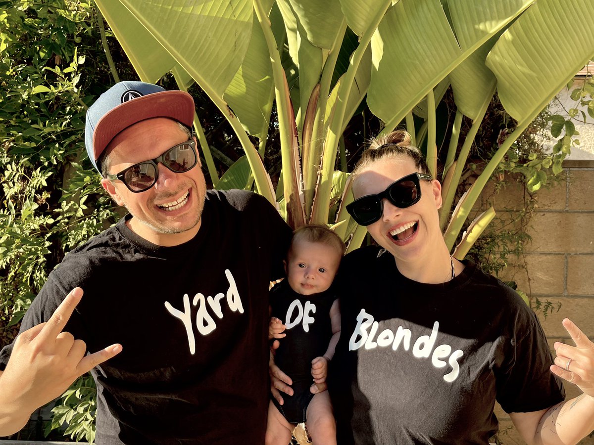Yard of Blondes (@yardofblondes) on Twitter photo Newest member of the band ! 😎♥️🤘
#yardofblondes #babyrocker
<a href="/FANNYHRD/">Fanny Hill Bass</a> <a href="/theundercoverpr/">TheUndercoverband</a> <a href="/vincentlula/">Vincent Walter Jacob</a> <a href="/hangingonsunset/">hangingonsunset</a> Newest member of the band ! 😎♥️🤘
#yardofblondes #babyrocker
<a href="/FANNYHRD/">Fanny Hill Bass</a> <a href="/theundercoverpr/">TheUndercoverband</a> <a href="/vincentlula/">Vincent Walter Jacob</a> <a href="/hangingonsunset/">hangingonsunset</a>