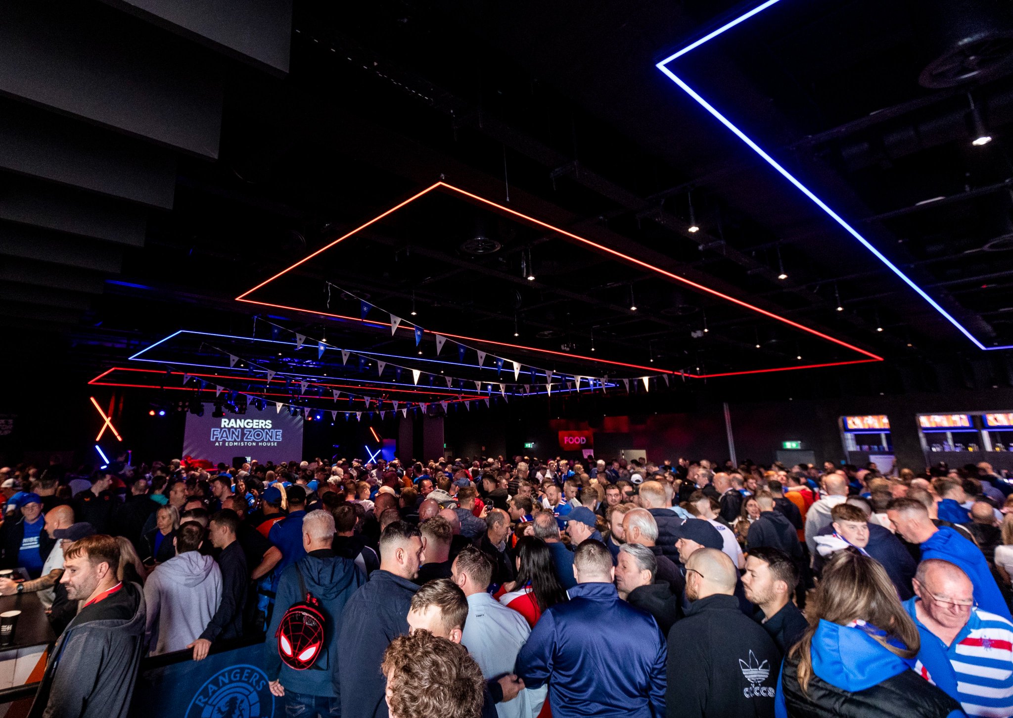 𝗠𝗶𝗰𝗵𝗮𝗲𝗹 on Twitter "🍻 Great to see Rangers Fanzone EdmistonHouse was