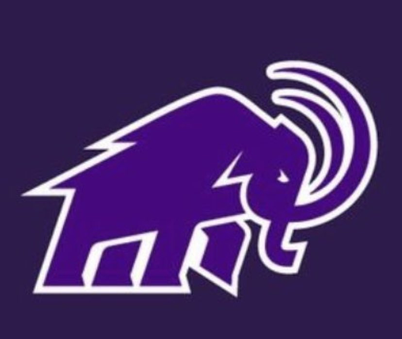 Thank you to all the @AmherstCollFB coaches for the great coaching at camp yesterday. It was another great experience!! @CoachEJMills @CoachMBallard @Coach_Bussard @MGatewood33 @AB_balogh @RidgefieldFball