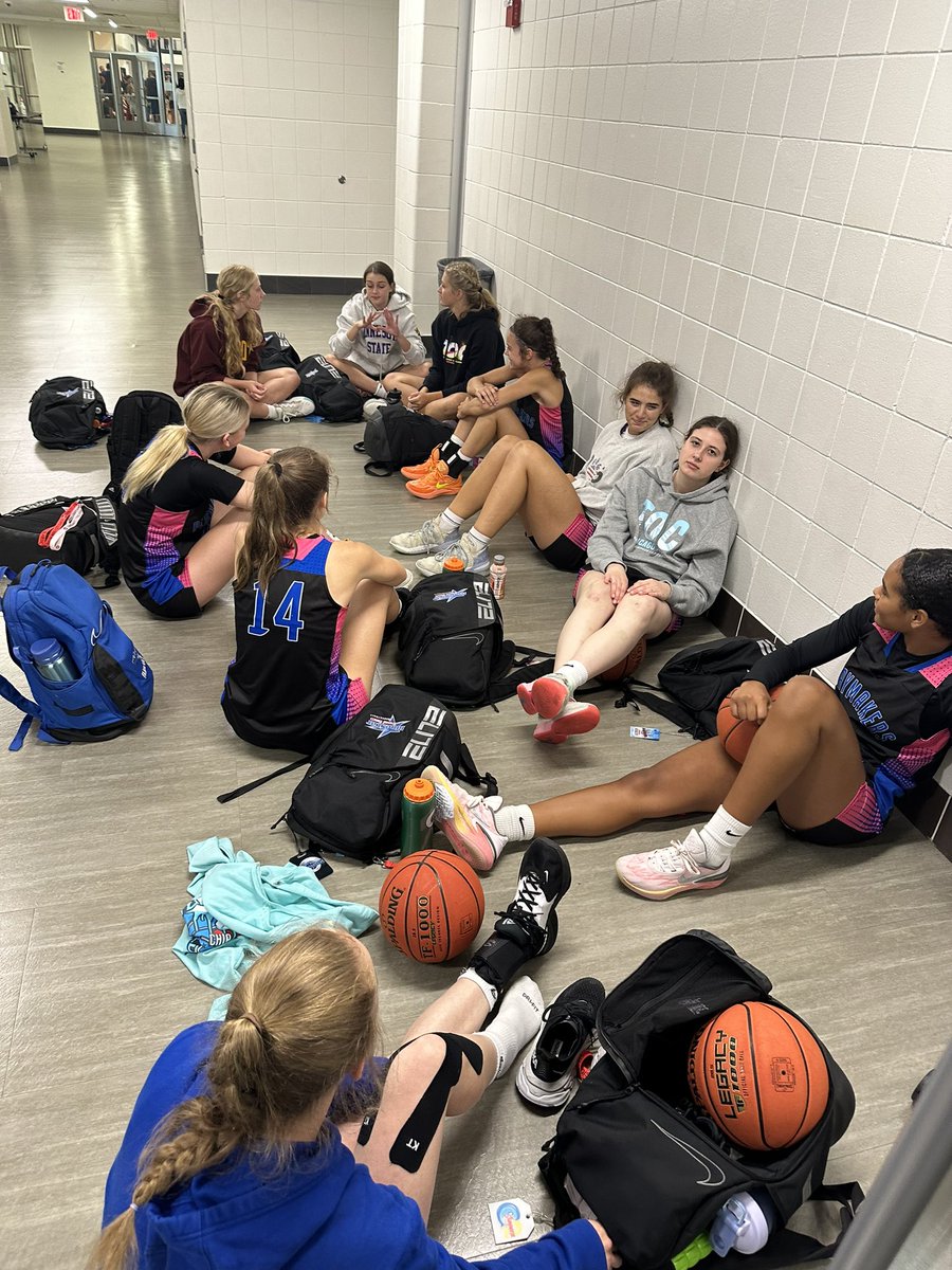WI-Playmakers 17u LP32 tweet media