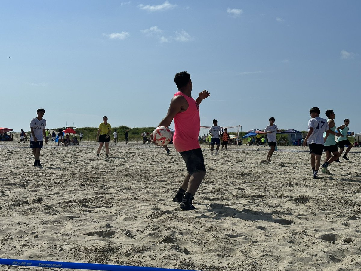 MZuniga08's tweet photo. Great group of boys from across MISD taking it to the semis in Galveston this weekend! Good Luck tomorrow! @Midland_ISD https://t.co/f6tDMxnihY