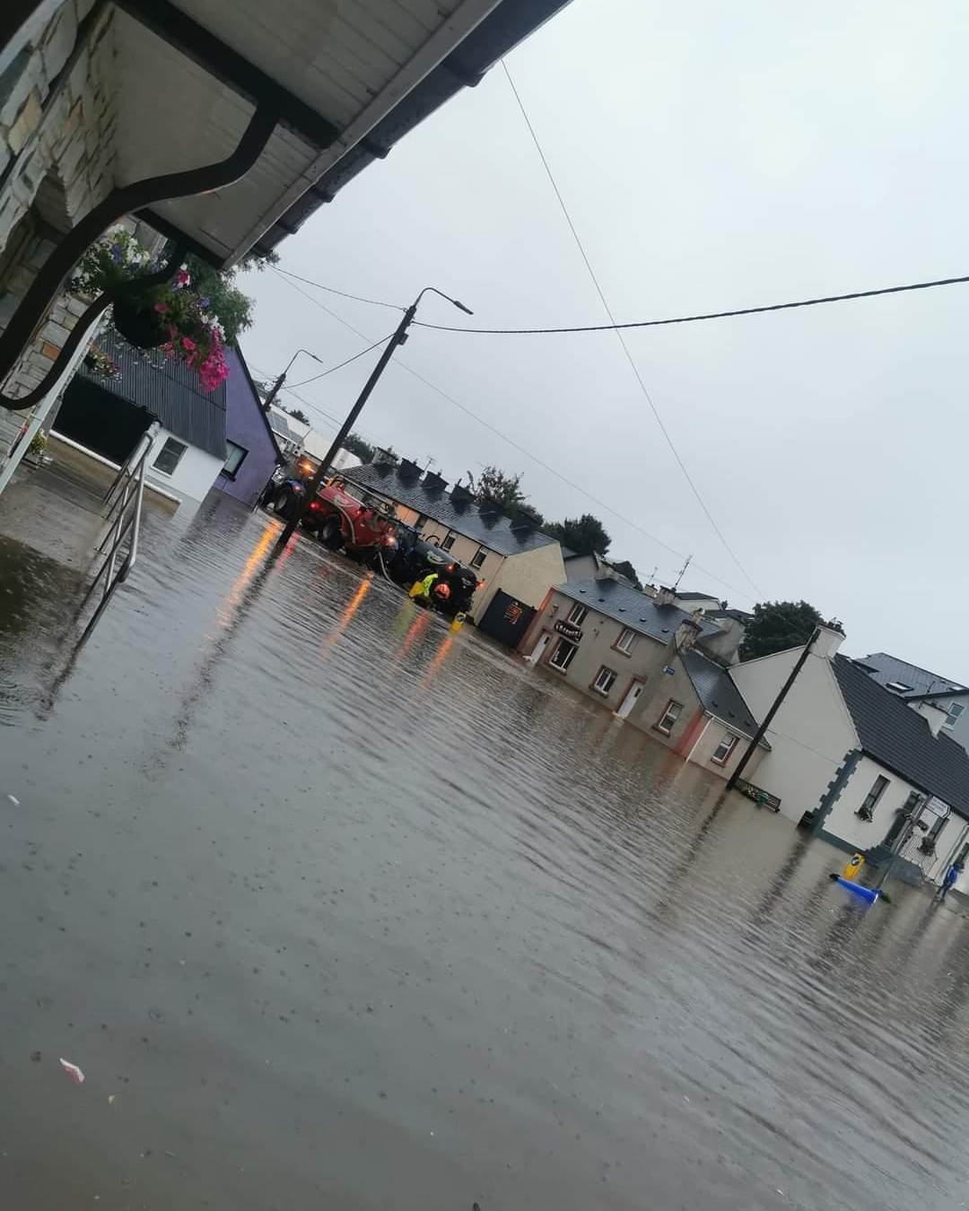 Donegal Weather Channel on Twitter "Major flooding in Castlefinn
