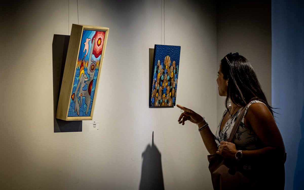 BitfactoryG's tweet photo. Thank you everyone that came out for the #OpeningReception of #VisiblePlanets2023 #GroupExhibition last night
Photos:Rick Knight
#BitfactoryGallery #AesopRock #DecaMusic #QuelleChris #KidAcne #IsaacSawyerMusic #PopArt #FigurativeArt #AbstractArt #Painting #DigitalArt #MixedMedia https://t.co/yEQvygavqy
