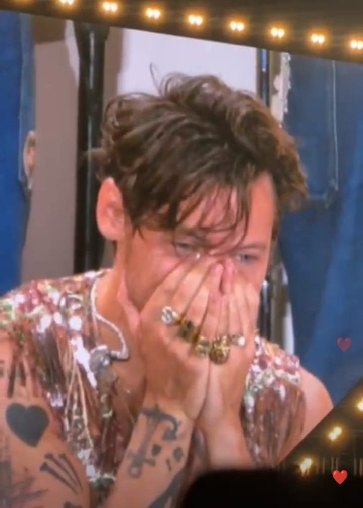 fnlineltw's tweet image. isso aqui acabou comigo