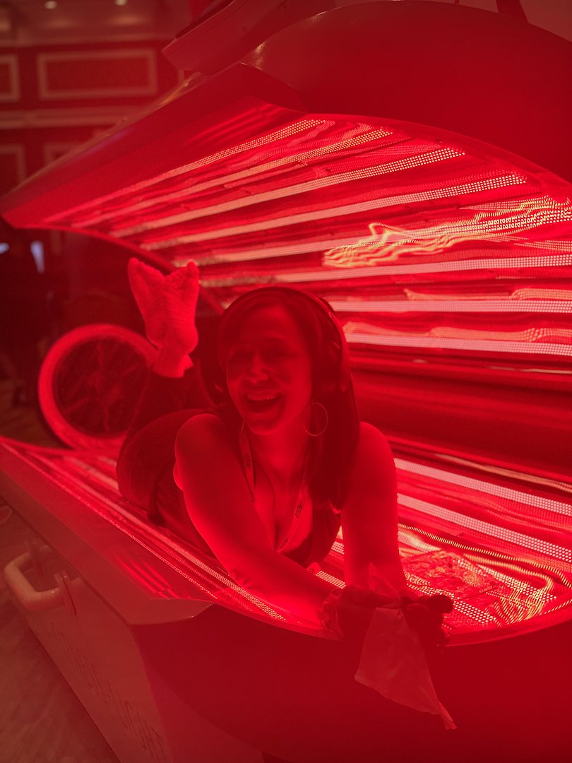 prismlightpod's tweet photo. That feeling when you've just had a Prism Light Pod session... 😏

Have YOU tried our whole body red light therapy? 

#PrismLightPod #PrismLightPad #RedLightTherapy #ThatFeelingWhen https://t.co/Qdmba7Ab99
