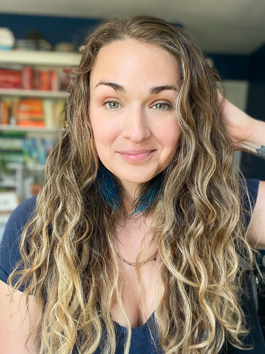 On Wednesday, I was laid off. And I'm really freaking glad.

A year ago, after 5 years of entrepreneurship, I took a day job. Something I NEVER thought I would do again.

I worked with some fabulous humans who will be lifelong friends. And some amazing clients who inspire the