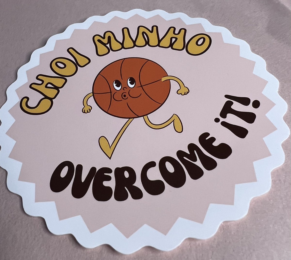 2cinnamin's tweet photo. this #ChoiMinho sticker I made is one of my fav things ever 😭 that's him - he's the happy basketball 

https://t.co/vljSs8J2EI

#SHINee #fanmade #ChoiMinho #OvercomeIt https://t.co/doDbvIXJ9f