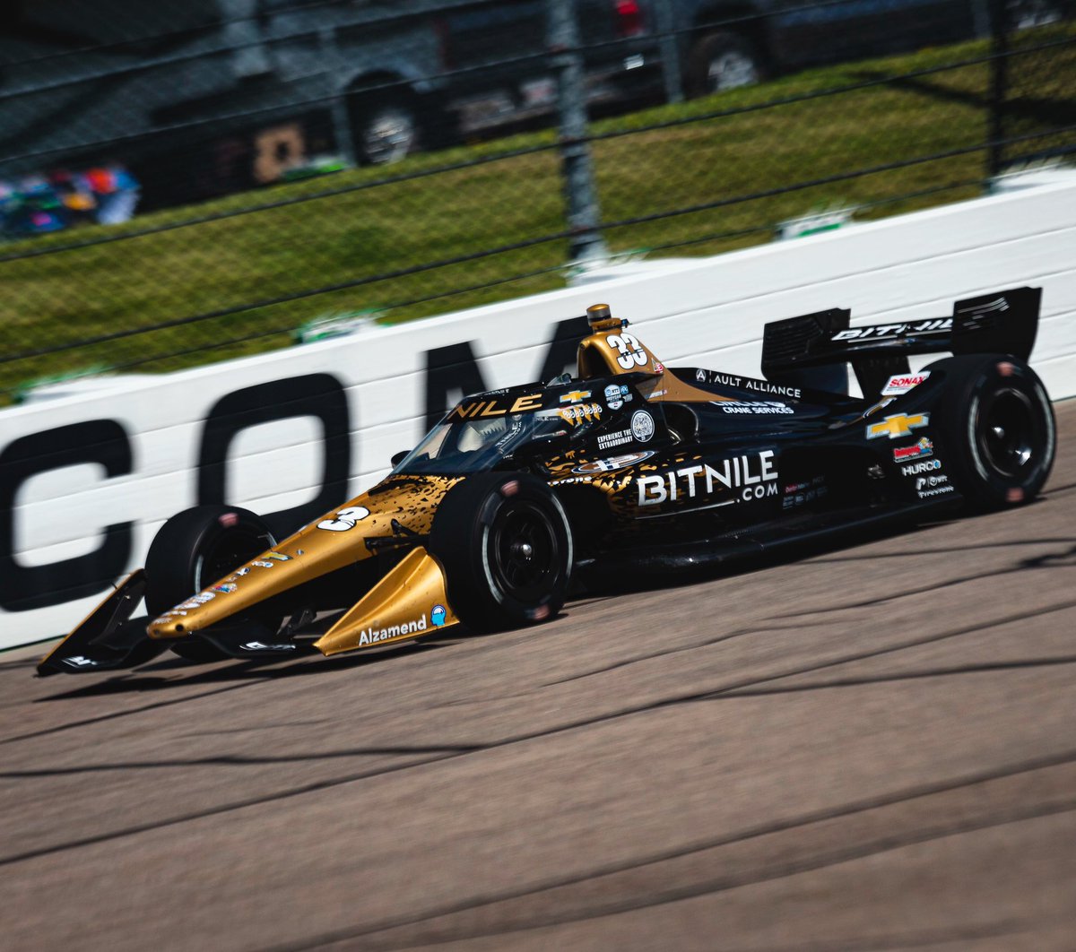 ECRIndy's tweet photo. [Starting Position] #EdCarpenter - 18th

With the qualifying line set in the reverse order of entrant points, EC was first out to qualify. His first lap, which set the field for this afternoon’s race, will have him starting 18th.

#HyVeeHomefront250 #INDYCAR https://t.co/j61DAS1ua3
