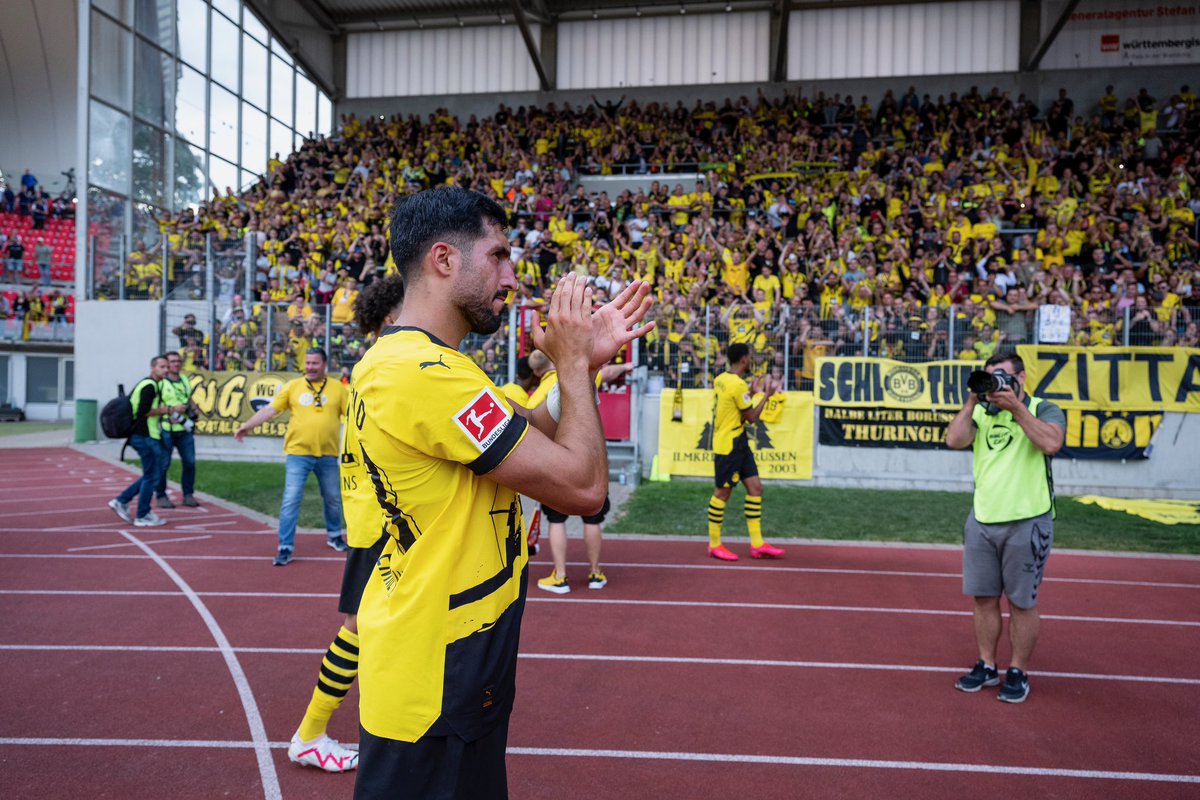 BVB's tweet photo. 👏 Tolle Unterstützung in Erfurt! 👏 https://t.co/As6VjkTb96