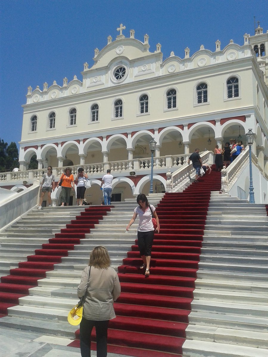 Insider_001's tweet photo. Έλα μιρο ανάψα λαμπάδα...σου βάζω τα εισιτήρια   #paobc https://t.co/OlzHaIGJHn