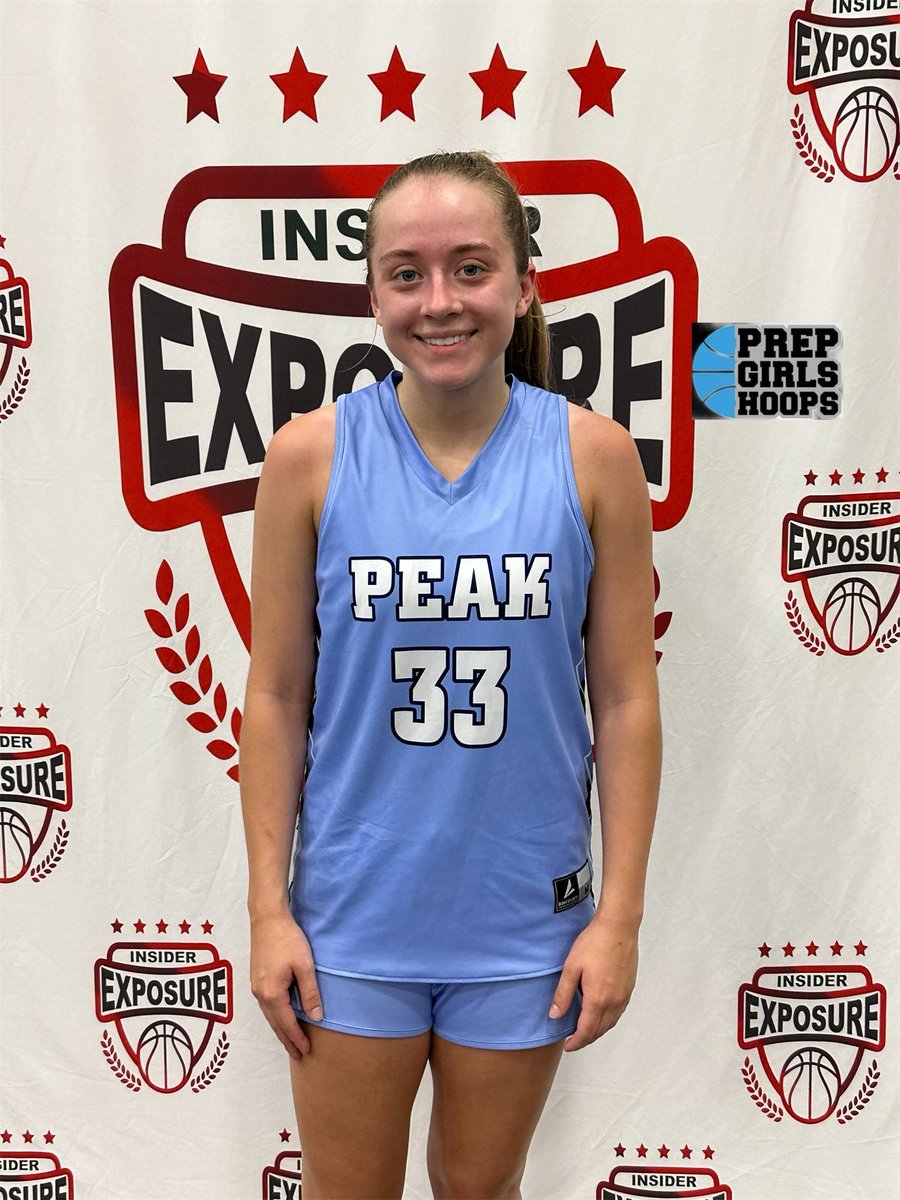 PGH_NC's tweet image. Charlotte Torgerson ‘24 had 14 today getting in the paint showing off her floaters and knocking down shots from deep💪🏻

Abby Sheets ‘25 was 🔥🔥🔥 from deep hitting 4 and finishing with 16 points

@PeakTeamBlue 
@InsiderExposure #SummerSlam