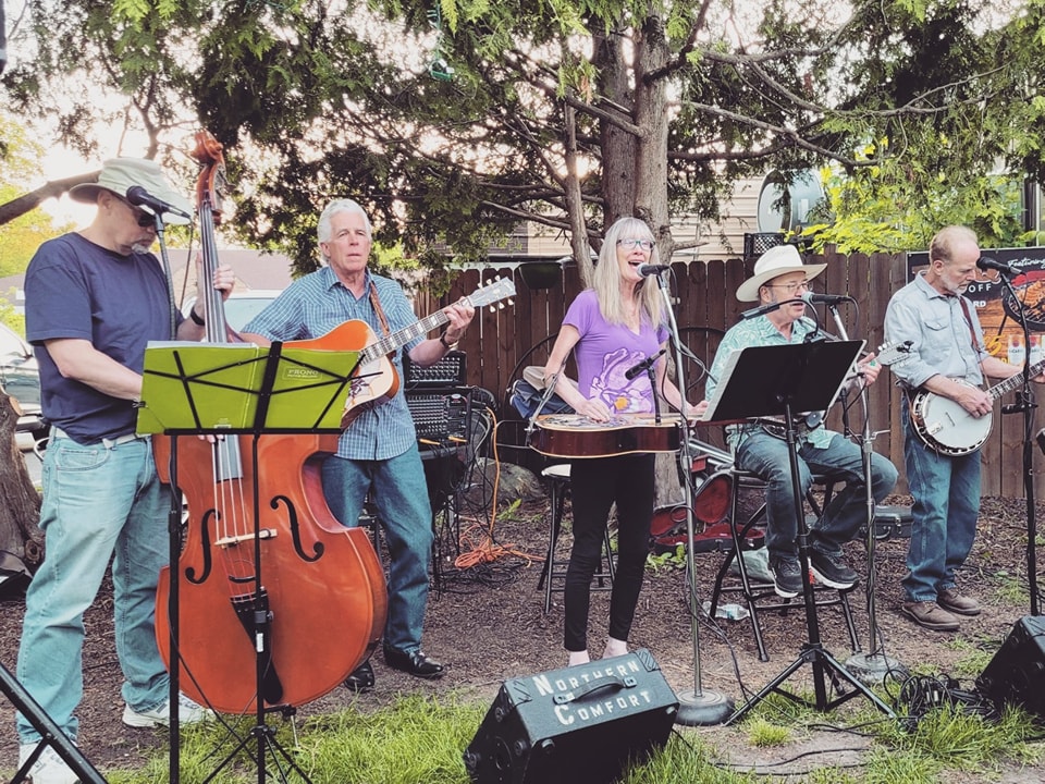 On this mid-summer #saturdayfunday we look forward to the Northern Comfort Bluegrass Band playing in our charming taproom at 7! Meanwhile we open at 3: come on by. #beeroclock #beerandbluegrass