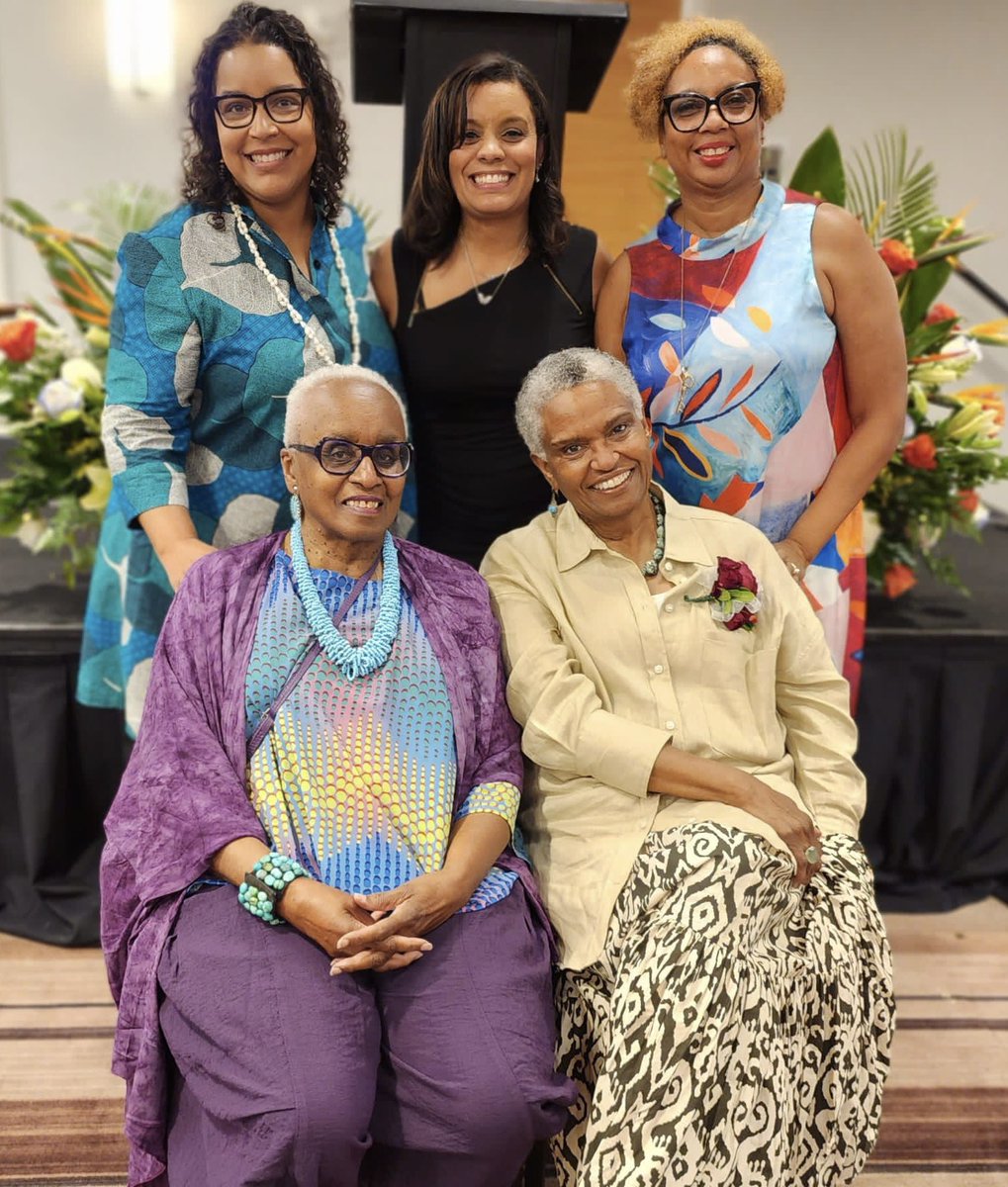 Last night we had the honor of witnessing the amazing Carolyn Creager get inducted into the National YMCA Hall of Fame - it was an historical moment! And we had the blessed opportunity to have ALL of the MLD Directors/Legends in one place! 🙌🏽🙌🏽🙌🏽
#BeALeaderLeaveALegacy
#MLD