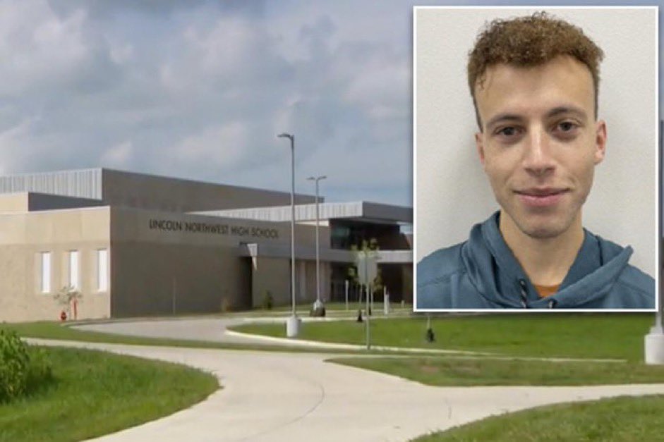 Daily Loud tweet media