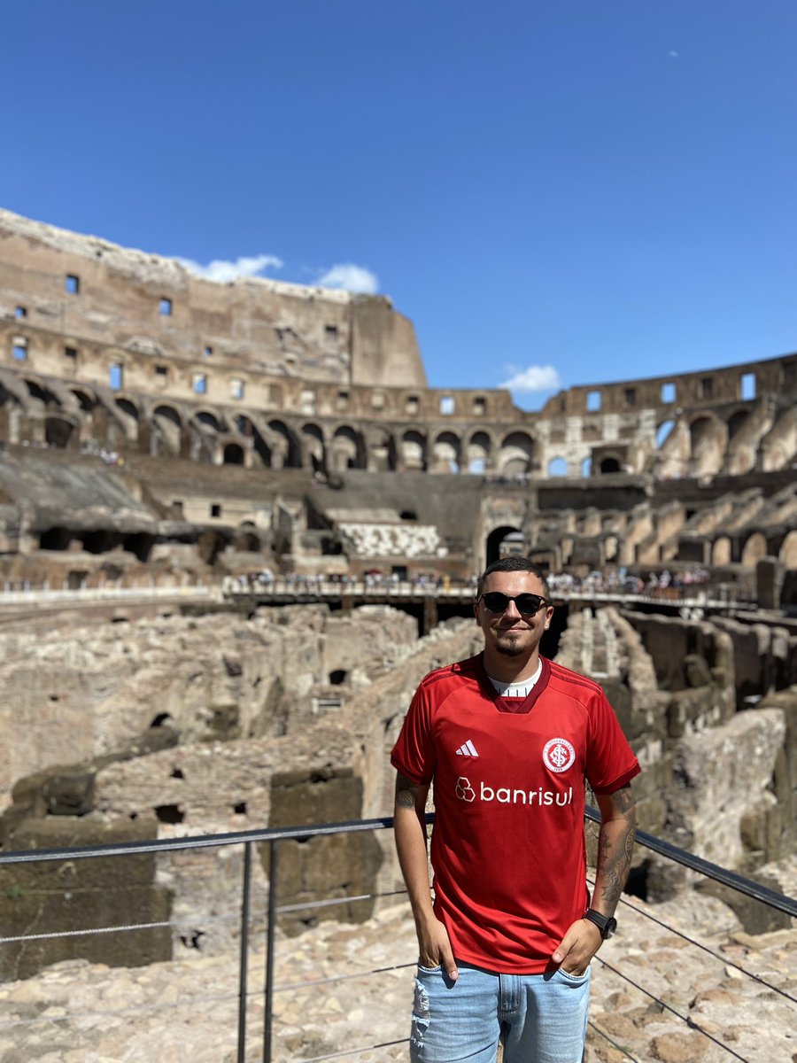 lucasmaciel92's tweet photo. @OMundo_Colorado E o coliseu que é Inter estagiário ? 🇦🇹 @OMundo_Colorado @SCInternacional #interpelomundo https://t.co/0Sv8SYoKZq