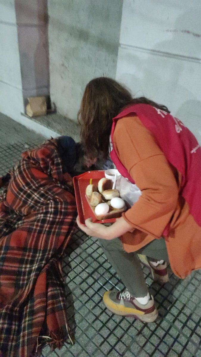 amigosenelcamin's tweet image. Recos Jueves y Viernes ✨✨
#Cambiamosindiferenciaporamor 
#Recorridasnocturnas #AEEC 
Te pedimos que nos sigas ayudando a ayudarlos 🙌 el #frío no terminó.. Necesitamos donaciones de todo tipo y especialmente abrigos, frazadas y medias. Links 👇
amigosenelcamino20.wixsite.com/donaramigos 
🙌🙌🙌