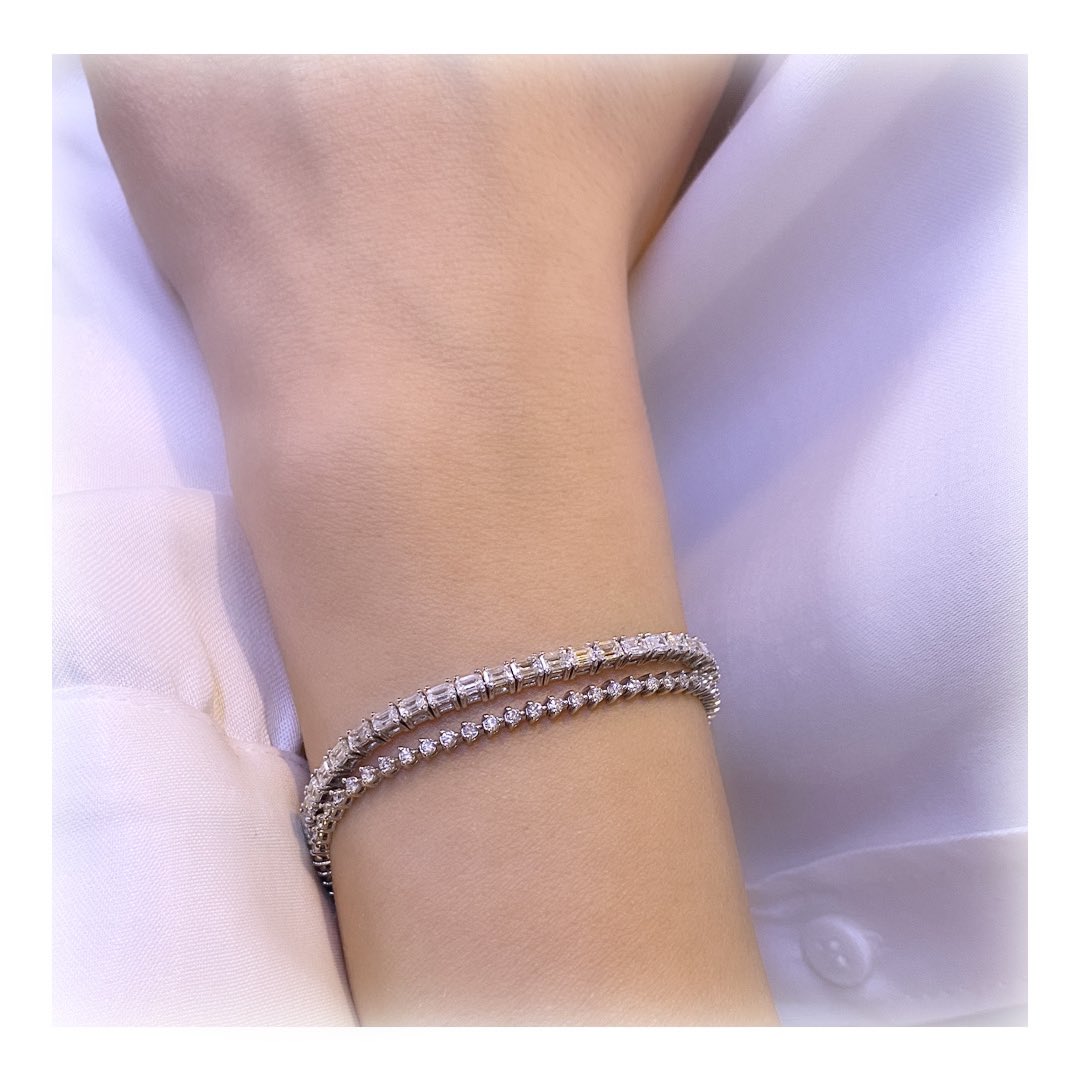 Pırlanta Bileklik
Diamond Bracelet

👉🏻 atelierminyon.com.tr

#pırlantabileklik #pırlantabilezik  #diamondbracelet #diamondjewelry