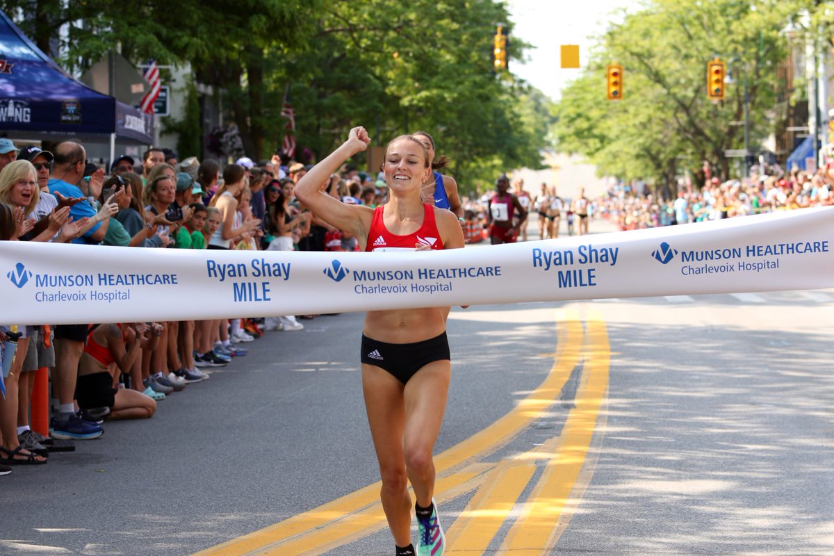 runmichigan's tweet photo. 2023 Ryan Shay Mile Women’s Champion Presley Weems @PresleyW15 @adidasrunning @ATLtcElite @ATLtrackclub runs 4:28.0 for the win @ShayMile https://t.co/BqRFSiRrag