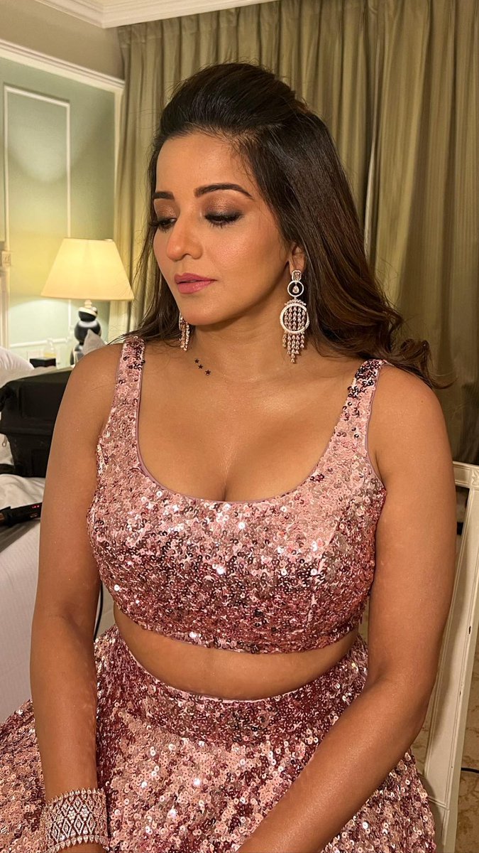 F1qNdMFagAA6i5H?format=jpg&name=medium