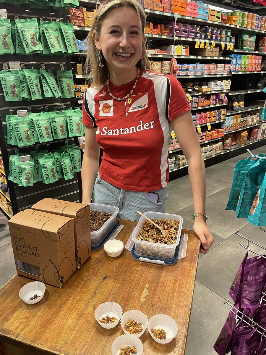 Kate Lambley tweet media