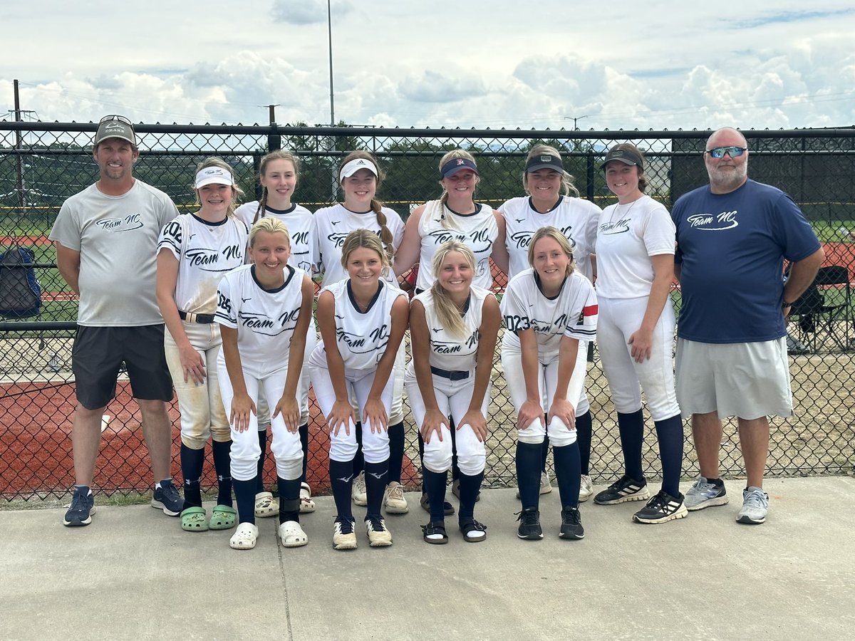 Thank you to all the college coaches,  travel coaches, parents and the hard working players. We had a blast in Asheville! Went 4-0 for the weekend only allowing 2 runs while scoring 38 overall. Great job ladies!