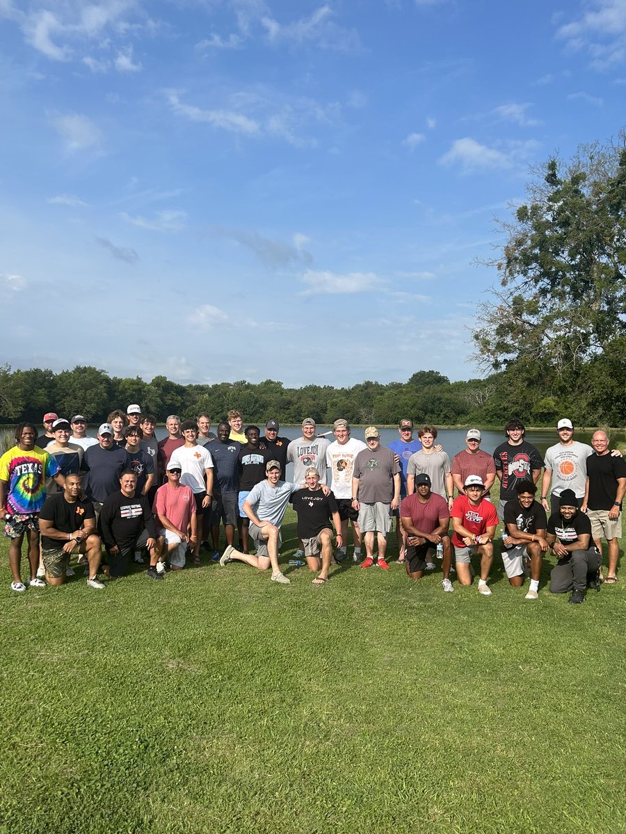 𝟏𝐬𝐭 𝐀𝐧𝐧𝐮𝐚𝐥 𝐅𝐚𝐭𝐡𝐞𝐫/𝐒𝐨𝐧 𝐑𝐞𝐭𝐫𝐞𝐚𝐭 𝐰𝐚𝐬 𝐚 𝐒𝐮𝐜𝐜𝐞𝐬𝐬! 

𝐓𝐡𝐚𝐧𝐤 𝐲𝐨𝐮 𝐭𝐨 𝐭𝐡𝐞 𝐦𝐞𝐧 𝐰𝐡𝐨 𝐩𝐨𝐮𝐫 𝐢𝐧𝐭𝐨 𝐨𝐮𝐫 𝐲𝐨𝐮𝐧𝐠 𝐦𝐞𝐧’𝐬 𝐥𝐢𝐯𝐞𝐬 𝐞𝐯𝐞𝐫𝐲𝐝𝐚𝐲!