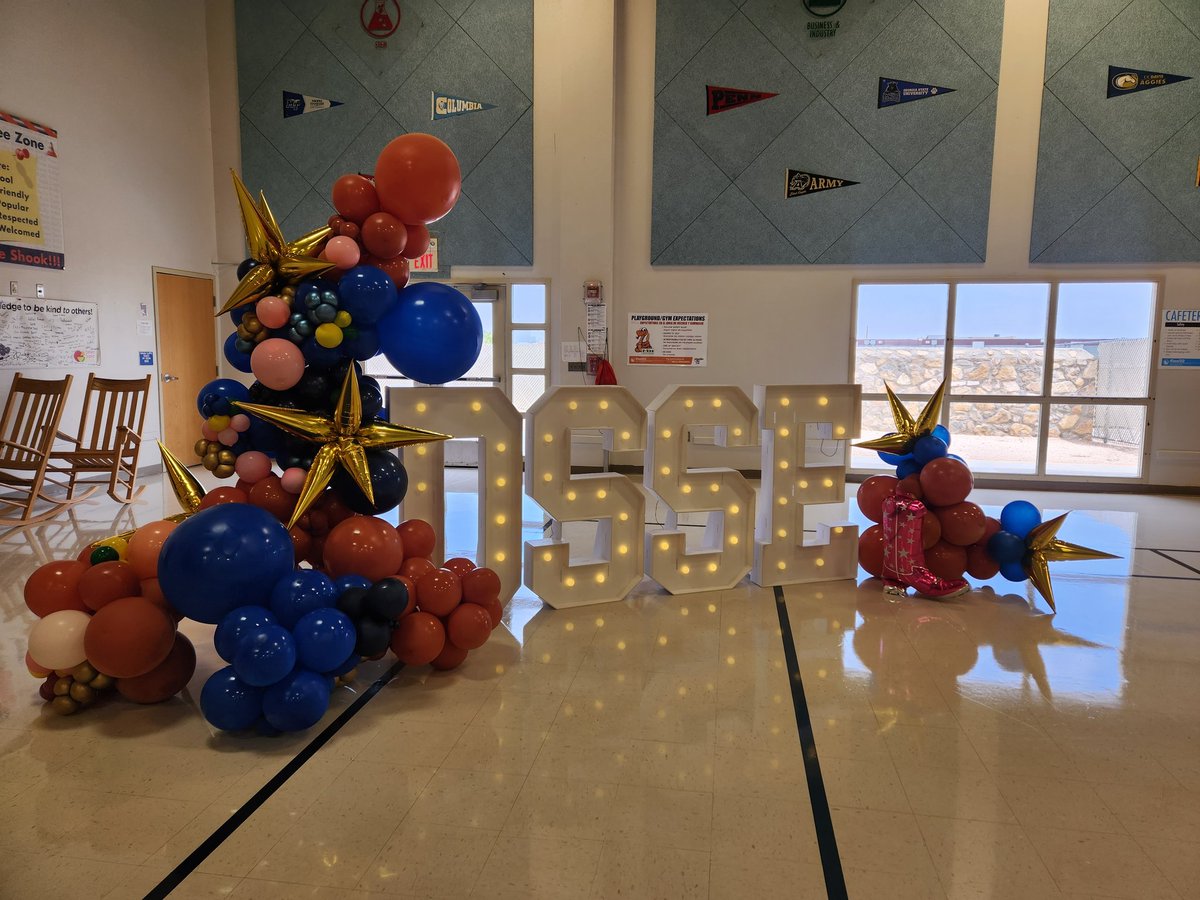Principal Chavira, Dr. Sue A. Shook Elem. tweet media