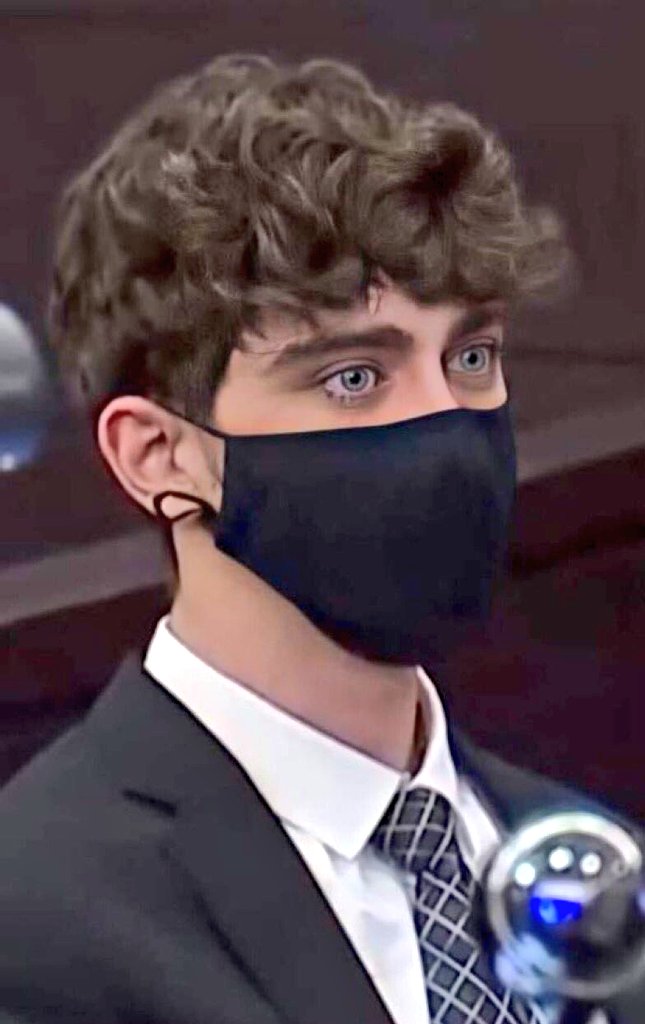 Cameron sat through 9 hours of insults and verbal abuse from the victims' side, prosecutors used false and fabricated evidence to convict him, and he hasn't spoken a word but his eyes said it all.
Justice for the wrongful convicted #Cameronherrin 
#InterMiamiCF #famemma #USA