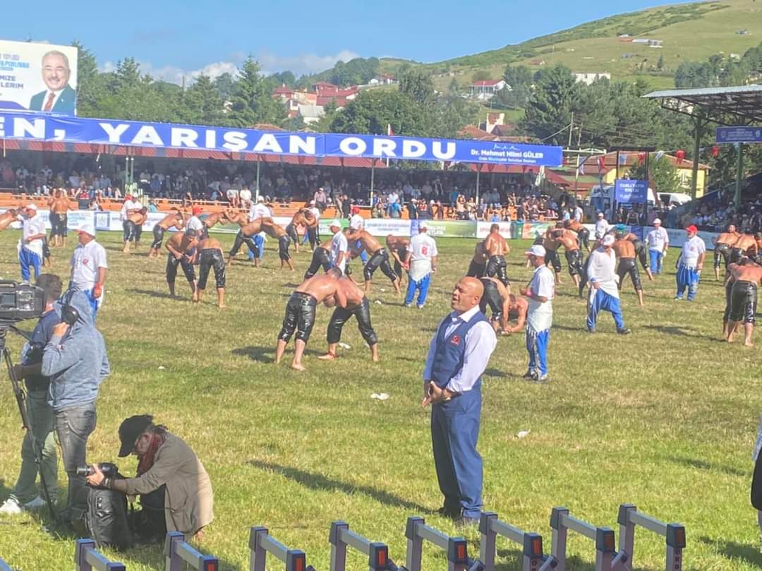 TBMM Başkanımız hemşehrimiz Sn:Prof.Dr.<a href="/NumanKurtulmus/">Numan Kurtulmuş</a>’un teşrifleriyle gerçekleştirilen ; 
915. Geleneksel Aybastı Perşembe Yaylası Ordulu Mustafa Pehlivan Yağlı Güreş ve Kültür Festivaline katıldık.

#TümPehlivanlarımızaBaşarılarDiliyorum