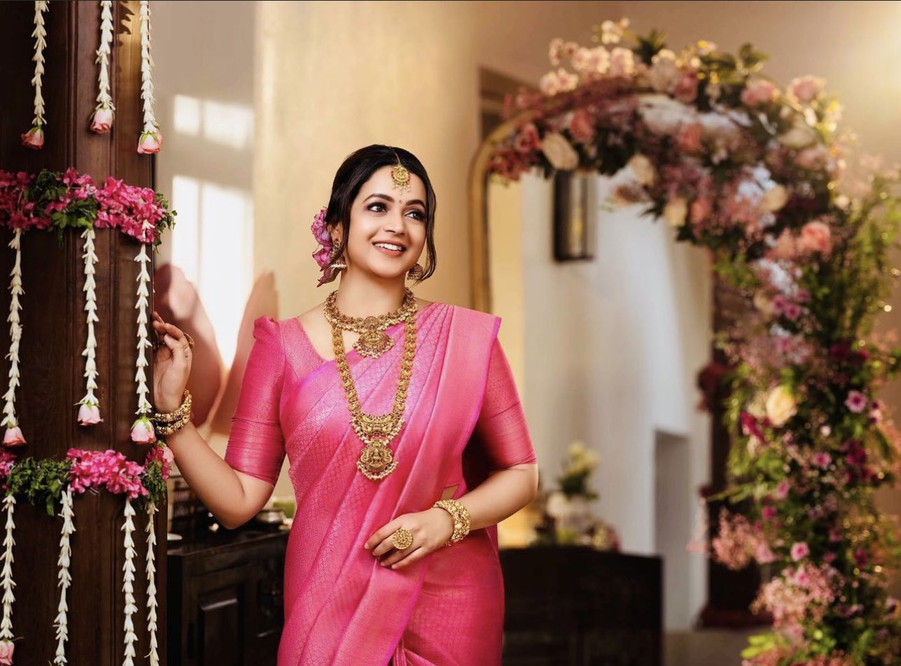 F1qR7TBaIAAyvH0?format=jpg&name=large