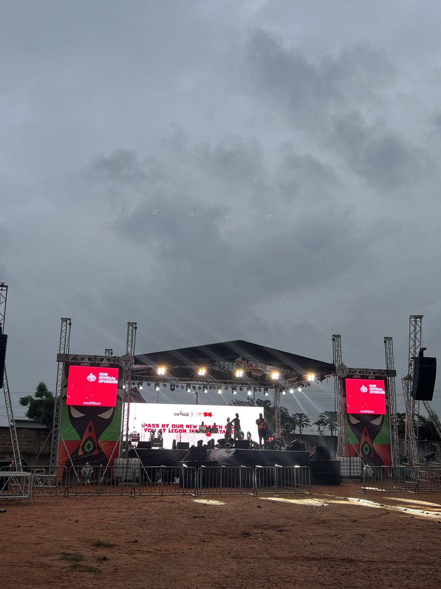 We lit tonight at pent 🥷❤️

Production and logistics by <a href="/siliconhousegh/">siliconhouseproductions</a> <a href="/Unilandfest_/">Uniland ✪</a>