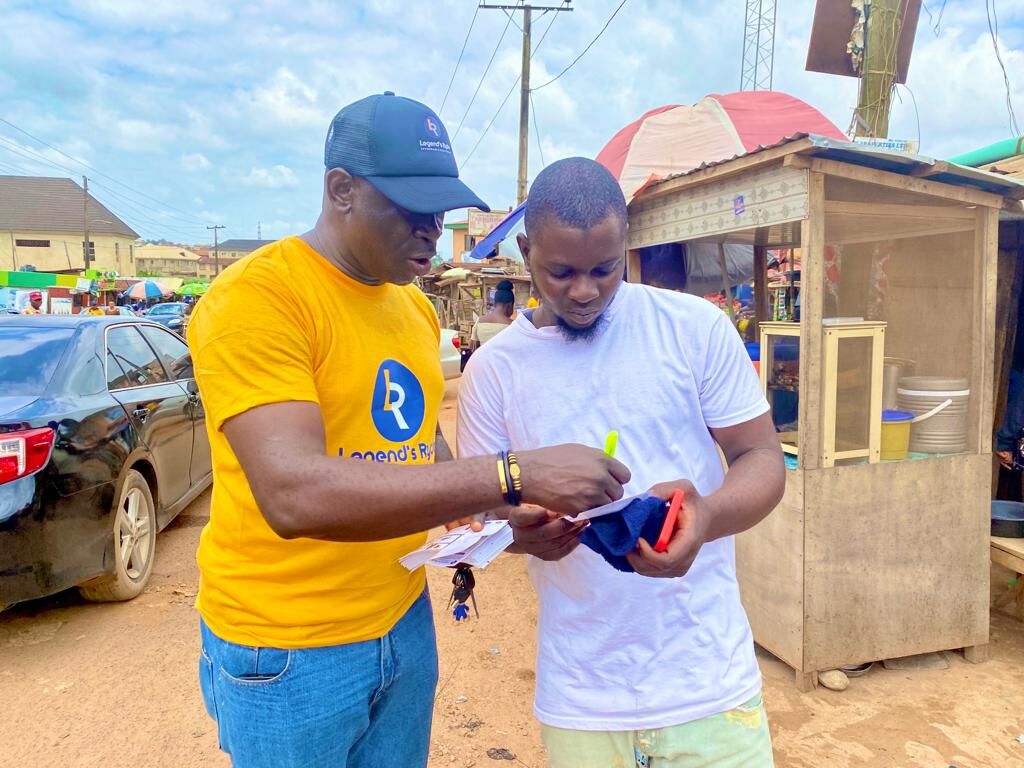 legendsryde's tweet photo. LEGENSRYDE NOW AT THE BEAUTIFUL SUNSHINE STATE 😍
Photo Highlight of our Promoters  on the street, telling people about LegendsRyde. in Akure-Ondo.
Download Legendsryde App now and enjoy with just a tap.
Tag a friend in ondo that needs to see this. https://t.co/0rC3eHhAWW