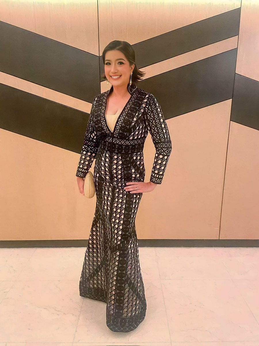 karafanatics's tweet photo. YOU LOOK SO GORGEOUS, MS. KARA!! 😍😍 @karadavid 
#GmaGalaNight2023 #GMAGala2023 https://t.co/e550dh9I9m