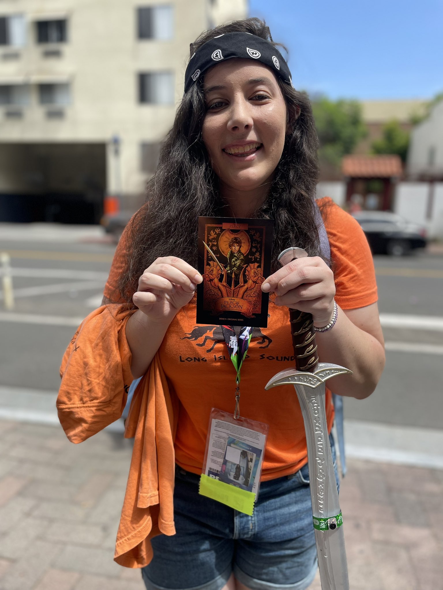 Percy Jackson Ψ on X: A CAMISETA OFICIAL DO ACAMPAMENTO MEIO-SANGUE 😭💙  #PercyJacksonD23 #D23Expo  / X