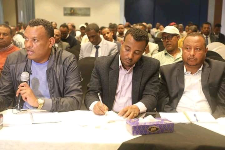 Hailemariam_Kef's tweet photo. In the presence of H.E Ato Abdi Hussen at a rank of deputy President,we held productive discussion with Zones': administer ,agri.heads,inputs case teams&amp; agri.families,concentrated on next moves of crop production&amp;equity fertilizer distribution. WORK IN UNISON,LEADS TO SUCCESS! https://t.co/uKUum8Ptzh