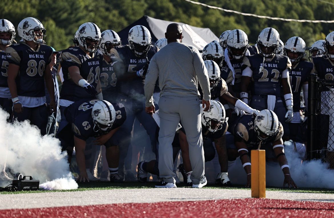 CoachCoax17's tweet image. 4 days…New Team. New Conference. New Mission. #LeanForward #GuardTheHill #CIAAForLife