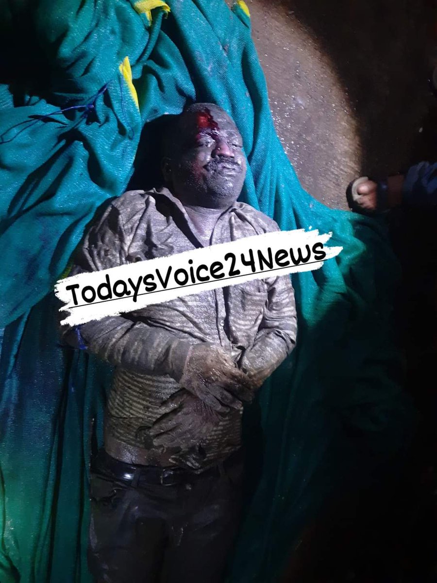 todaysvoice24nz's tweet image. 🏖️🛏️ Unknown Body Found at #VersovaBeach
👤 #Body ke Age around 40 to 45 bataye jarahe hai
🏥🛏️ Body Ko fhilhal Postmortem Ke Liye Co oper Hospital bheja Gaya hai
🚨If any body knowns him or any information pls contact #VersovaPoliceStation or PSI #SachinPawar on +91 88569 52011