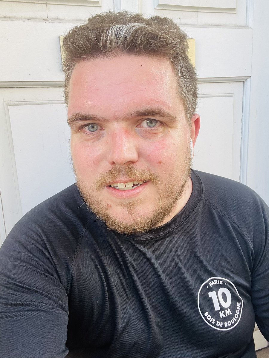 Lou_Sain_Ger's tweet photo. C’est la reprise du footing ! 💪🏻 #wegohardorwegohome #roadrunner #fromfattofit https://t.co/UPRewF9ow3