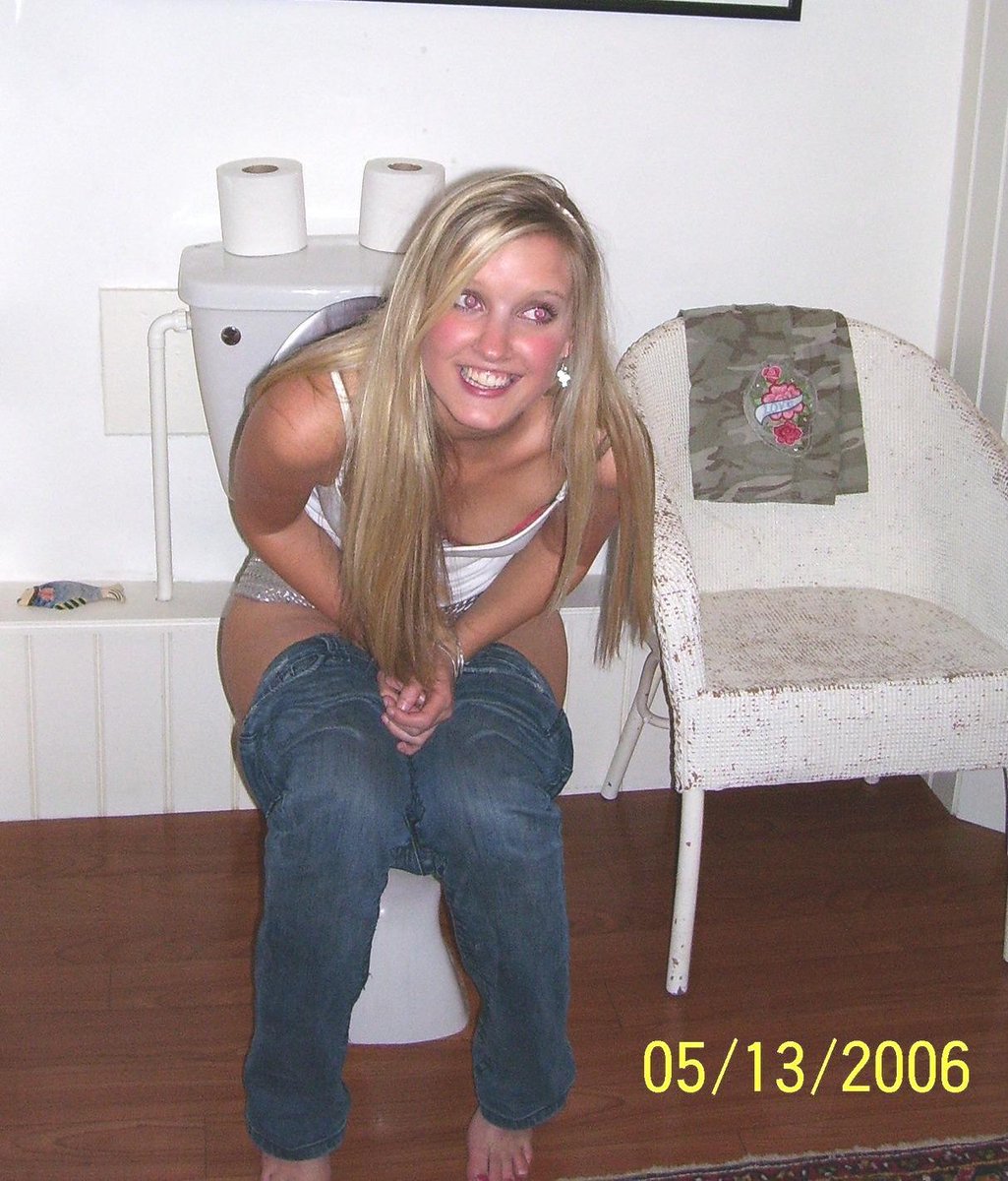 TheIconoclast17's tweet photo. 7/22/23 upload of girls going pee on the potty #pottypee #hottiesonthepotty Part 2 https://t.co/p84xU3CIHy