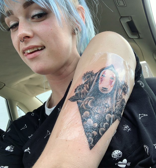 #inktherapy #noface #spiritedaway https://t.co/wsyVdcDuIW<a href="/tag/inktherapy"class="tags">#inktherapy</a><a href="/tag/noface"class="tags">#noface</a><a href="/tag/spiritedaway"class="tags">#spiritedaway</a>