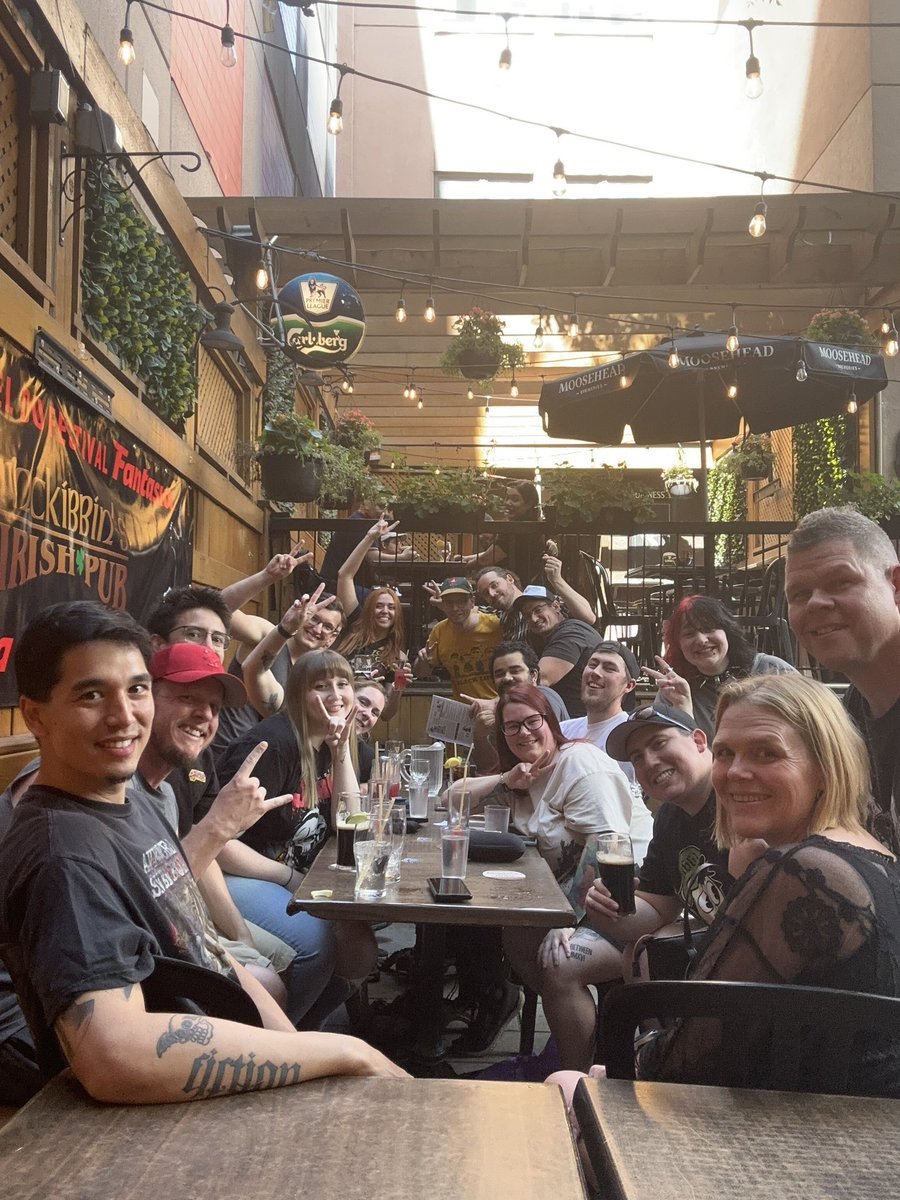 taytheclown's tweet photo. DBC meetup preshow in Montreal :) https://t.co/FlH76DJmmy