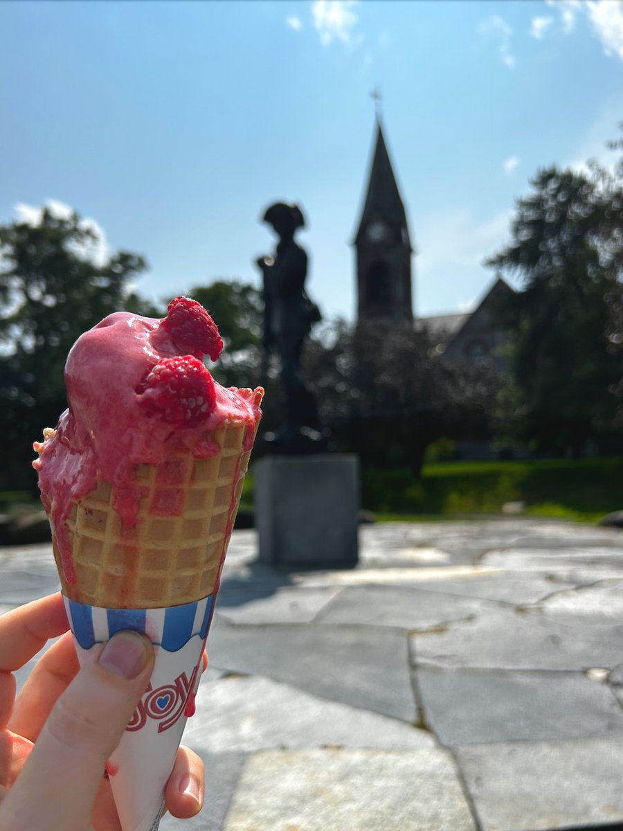 UMass Amherst (@umassamherst) on Twitter photo Scoop, snap, share! 🍨
Anyone else enjoying a chilly treat on this hot day? Tag us in a photo of your favorite sweet escape! 🍦
📸 - Raspberry sorbet from Yum! Bakery at <a href="/UMassDining/">UMass Dining</a> Scoop, snap, share! 🍨
Anyone else enjoying a chilly treat on this hot day? Tag us in a photo of your favorite sweet escape! 🍦
📸 - Raspberry sorbet from Yum! Bakery at <a href="/UMassDining/">UMass Dining</a>