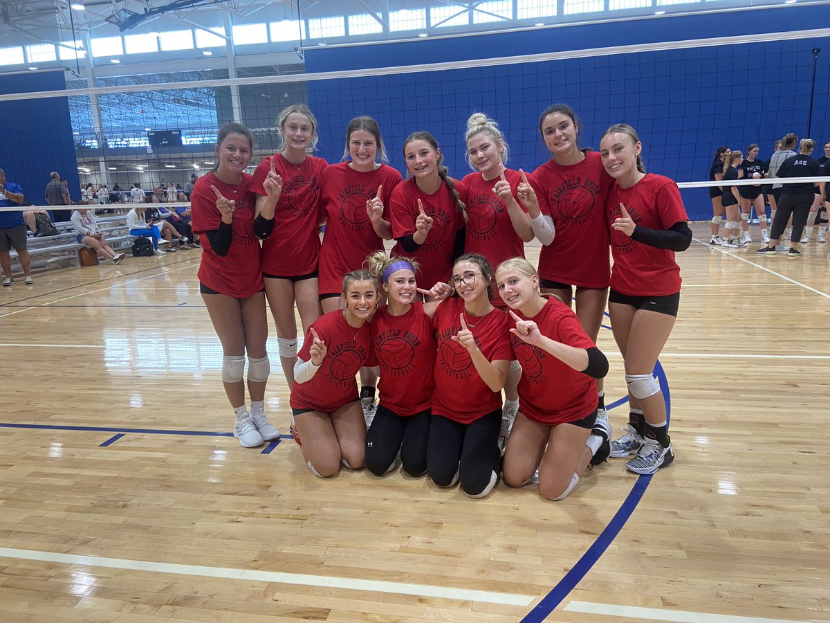 kelsieturkowski's tweet photo. It’s a great day to be a Falcon❤️🦅 https://t.co/YpoclP5jij