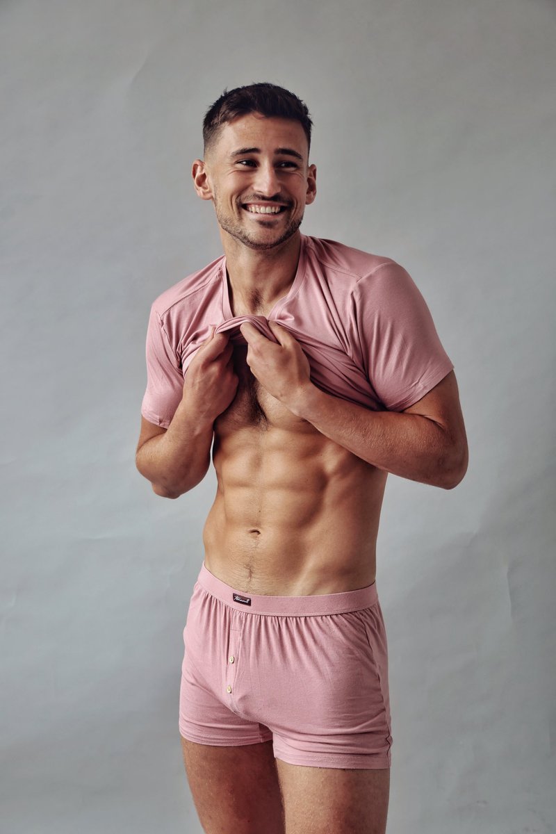 jakewilliamson4's tweet image. Trying to decide if giving KEN or BARBIE?